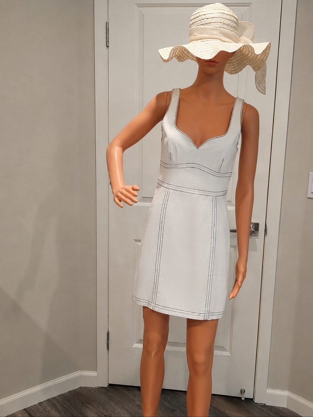 Sleeveless White V-Neck Summer Dress